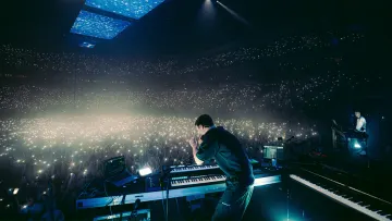 Fred again.. & Latin Mafia: Livestream zeigt, was KI nicht kann